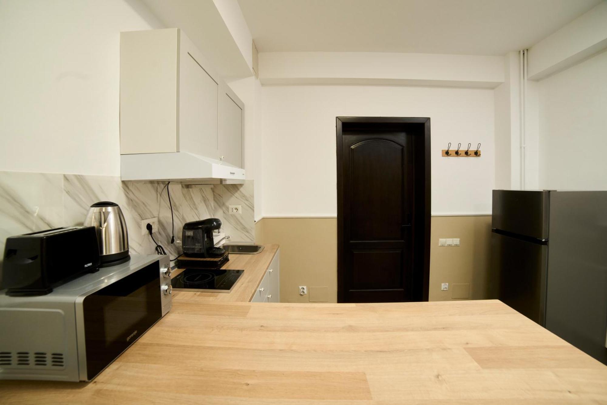 בוקרשט Dona Premier Suites מראה חיצוני תמונה